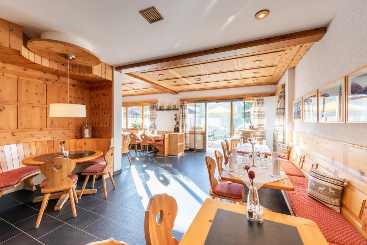 Randolins Familienresort St. Moritz Kültér fotó