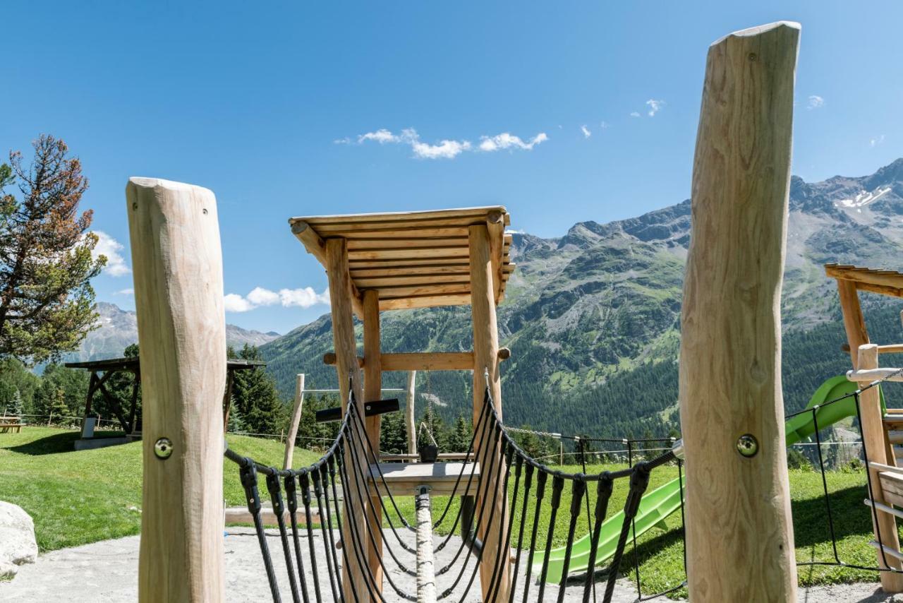 Randolins Familienresort St. Moritz Kültér fotó